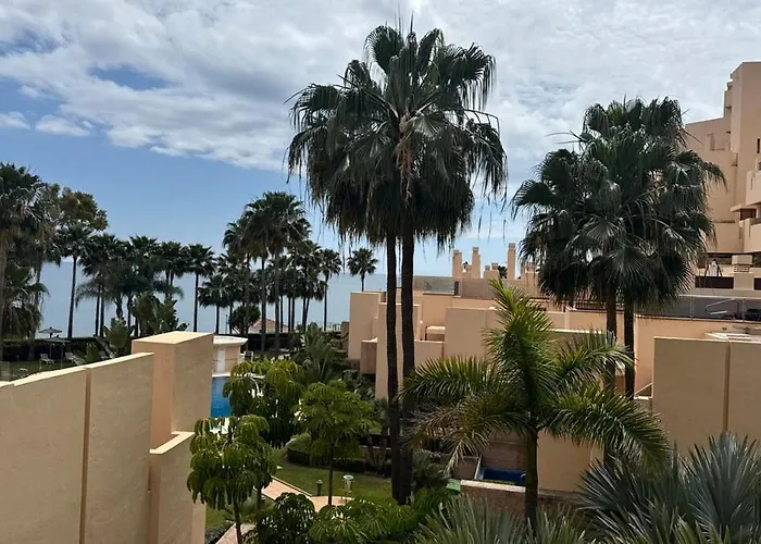 Exclusive 2 Bedroom * Estepona