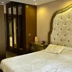 Exclusive 2 Bedroom Appartement Estepona