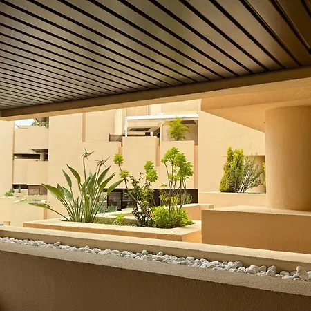 Exclusive 2 Bedroom Apartment *