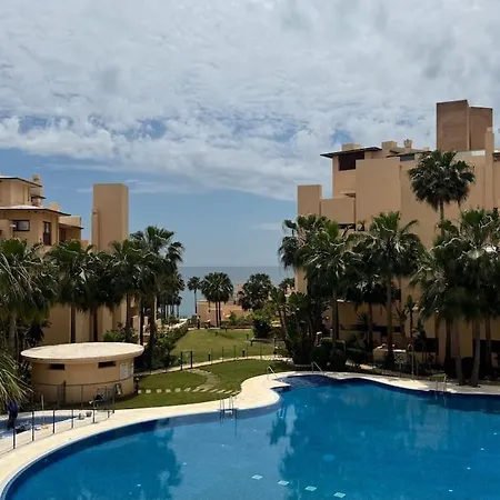 Exclusive 2 Bedroom Apartment *
