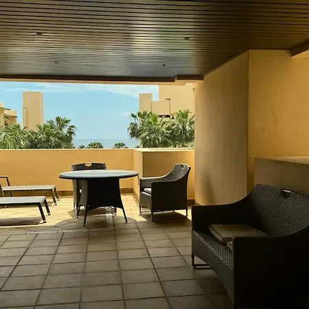 Apartment Exclusive 2 Bedroom *