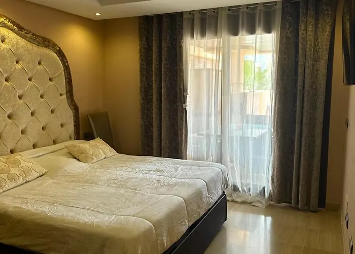 Exclusive 2 Bedroom *