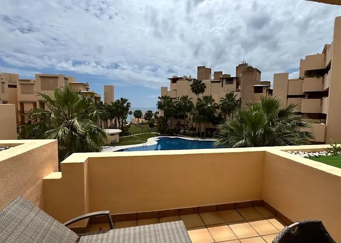 Exclusive 2 Bedroom Estepona