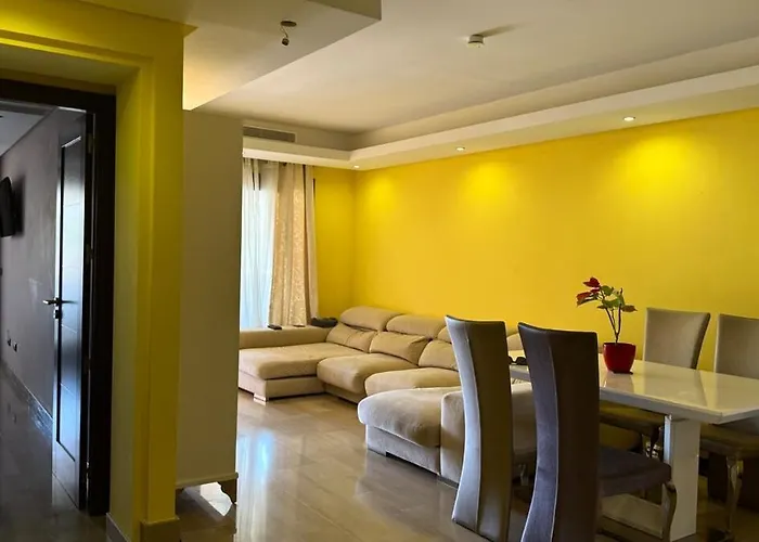 Exclusive 2 Bedroom Lejlighed *